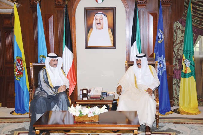 سمو نائب الامير وولي العهد الشيخ نواف الاحمد مستقبلا مرزوق الغانم﻿