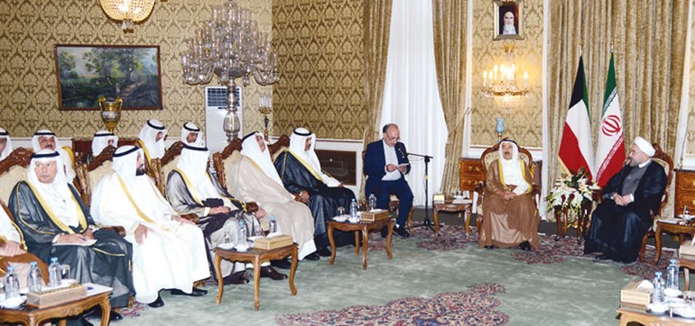 جانب من المباحثات الرسمية التي تراسها صاحب السمو الامير الشيخ صباح الاحمد والرئيس الايراني﻿