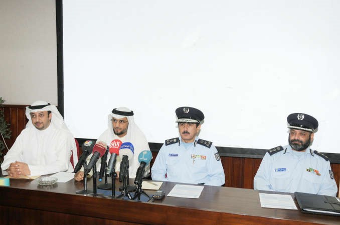 المتحدثون في المؤتمر الصحافي ﻿