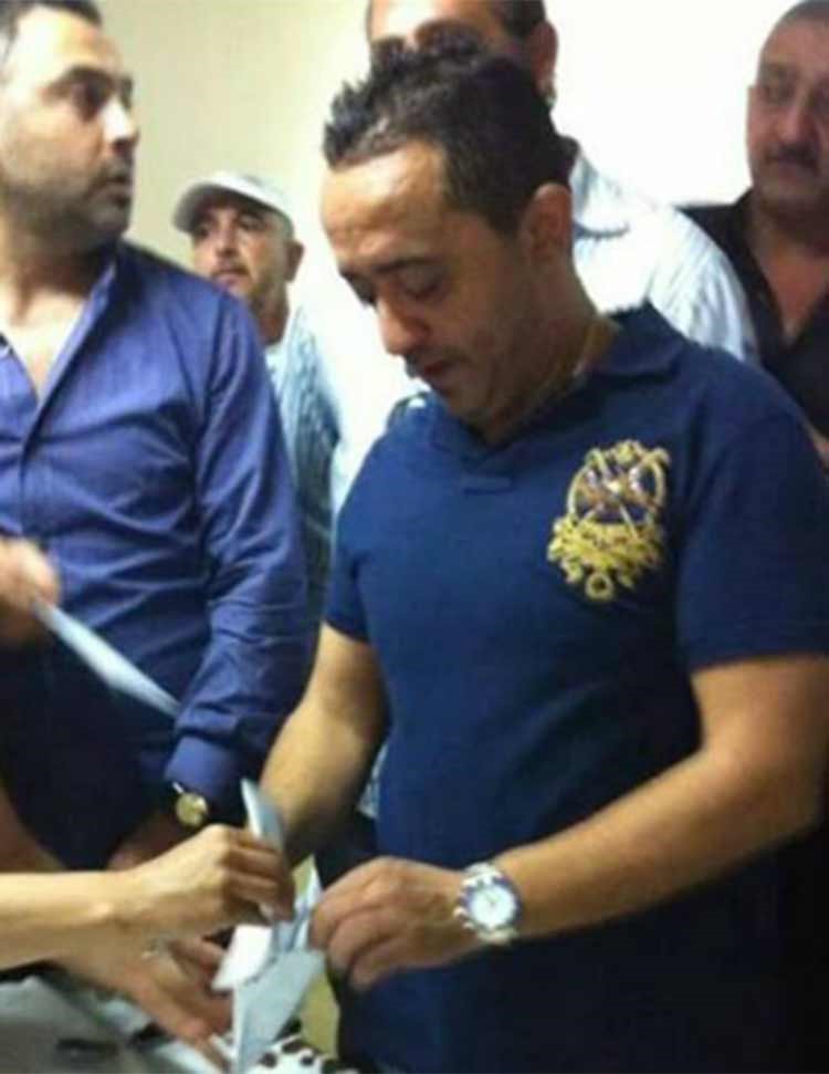 بالفيديو والصور.. جورج وسوف منتخباً الأسد: بشار يشرفنا.. وتعرف على قائمة الفنانين التي صوتت للأسد