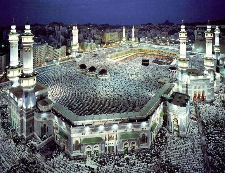 "رئاسة الحرمين" تعلن أسماء أئمة المسجد الحرام خلال شهر رمضان