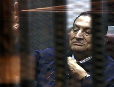 تأجيل محاكمة مبارك في قضية «قتل المتظاهرين» للاستماع إلى دفاع مدير أمن القاهرة الأسبق