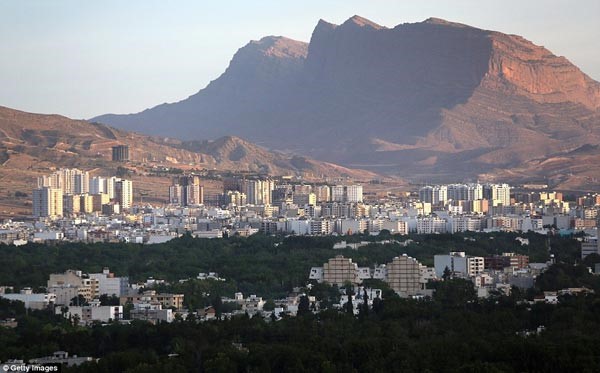 مجمع سكني بمدينة شيراز المعروفة بانفتاحها