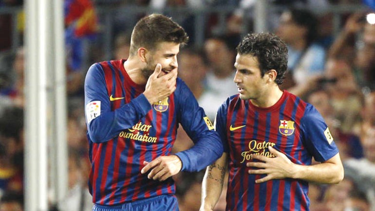 انتقاد بيكيه لناديه بسبب فابريغاس يصدم برشلونة﻿