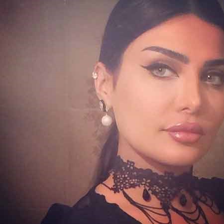 امل العوضي تتمز بالجمال