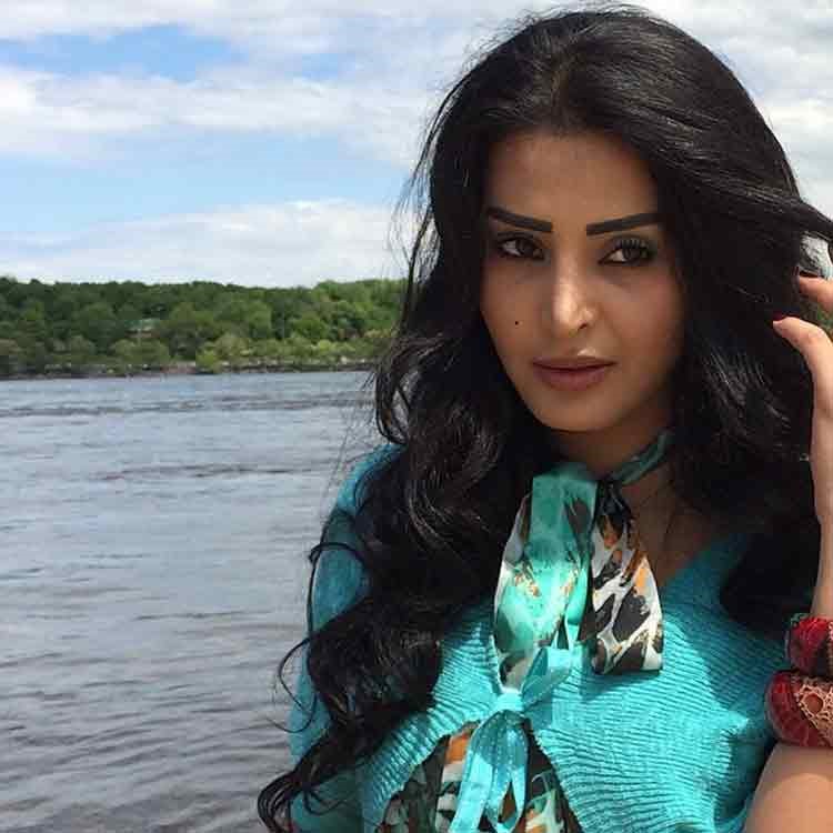 بالصور.. الفنانة ريم عبدالله تكشف عن صور جديدة لها "بمونتريال بكندا"
