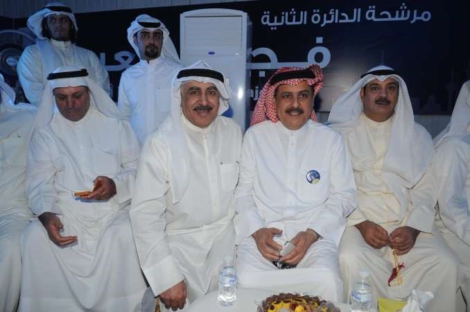 سعود السبيعي وطلال السعيد يتوسطان الحضور
