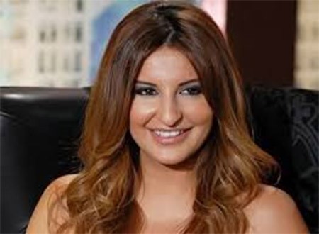 بالصور.. شذى حسون تظهر مع عائلتها للمرة الأولى