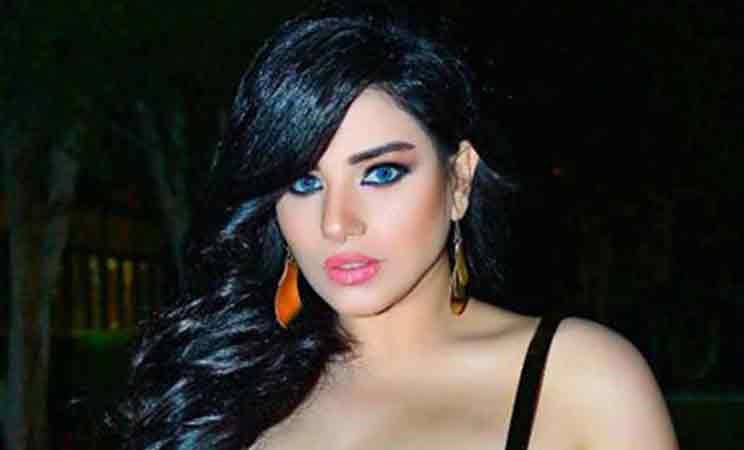 صورة: حذاء مروة نصر يعجب محبيها 
