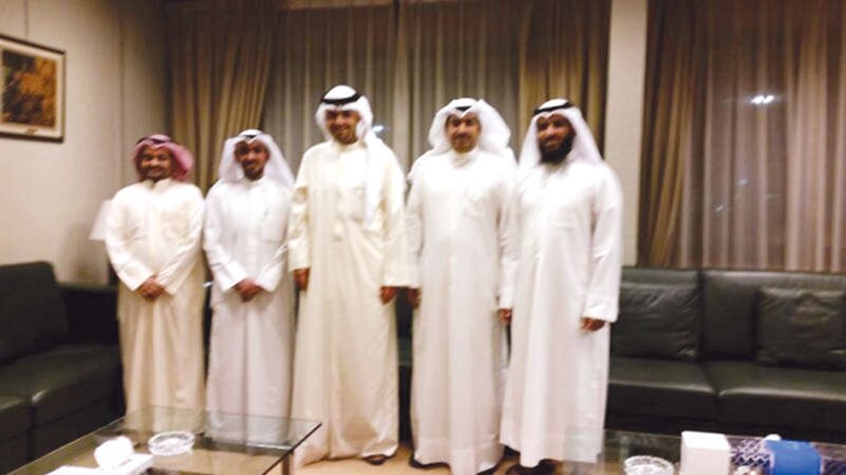 المتلقم متوسطاا عددا من اعضاء الاتحاد