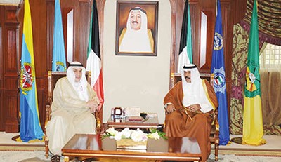 سمو ولي العهد الشيخ نواف الاحمد مستقبلا محمد الصقر ﻿
