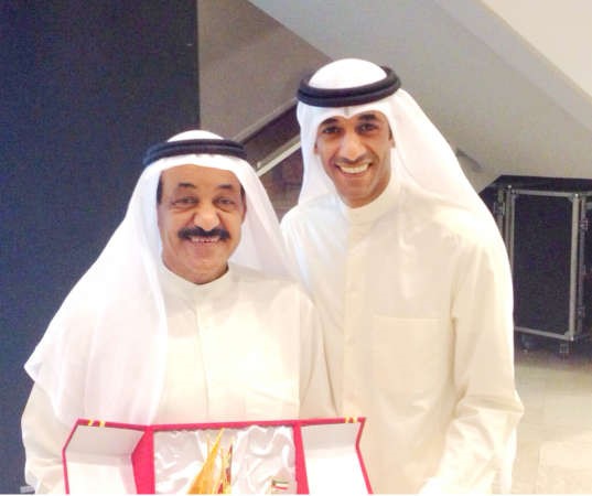 جاسم بن ثاني مع والده الفنان عبدالامام عبدالله﻿