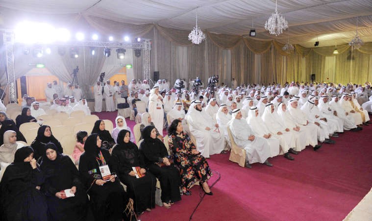 جانب من الحضور خلال ندوة مرشح الدائرة الثانية دعبدالواحد الخلفان
﻿