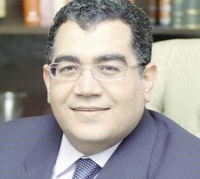 بالفيديو والصور... آخر ما كتب وتنبأ به عبدالله كمال قبل وفاته
