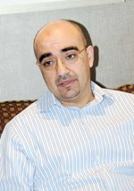 المخرج كريم دكروب