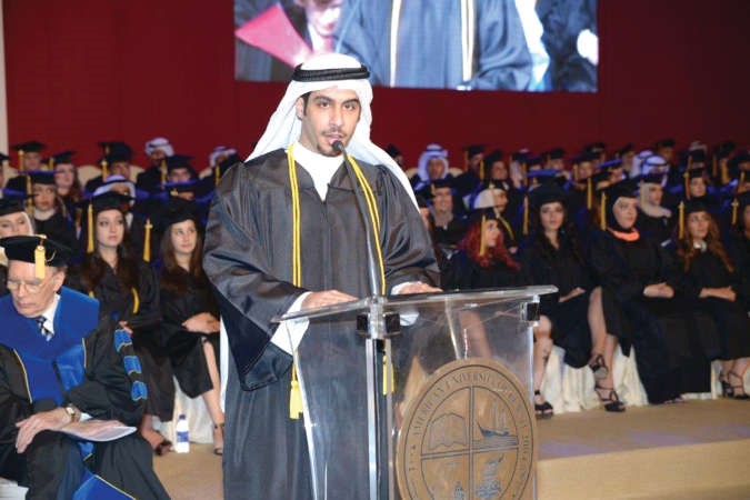  ممثل الطلاب وطالب مرتبة الشرف ناصر الرشود 