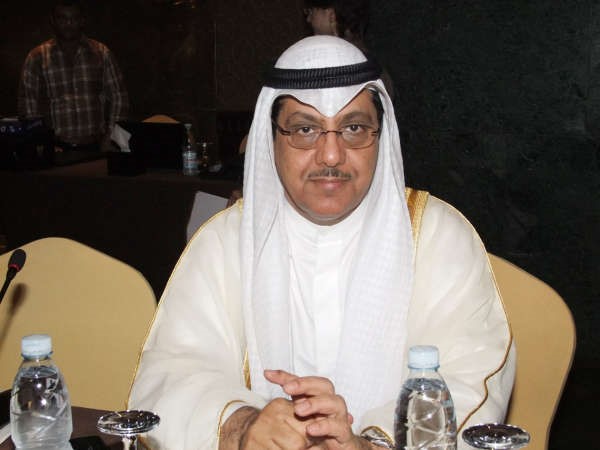 نائب رئيس مجلس الامة مبارك الخرينج خلال مشاركته في الاجتماعات