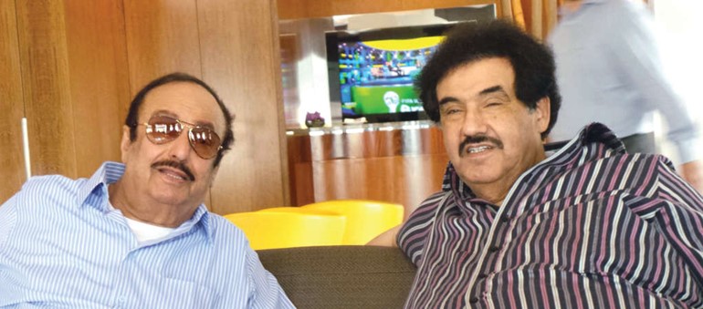 سمو الشيخ ناصر المحمد واحمد الثويني