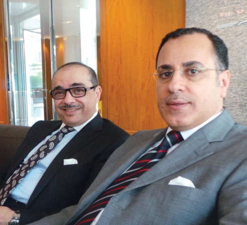 السفير جمال الغنيم والسفير بدر التنيب