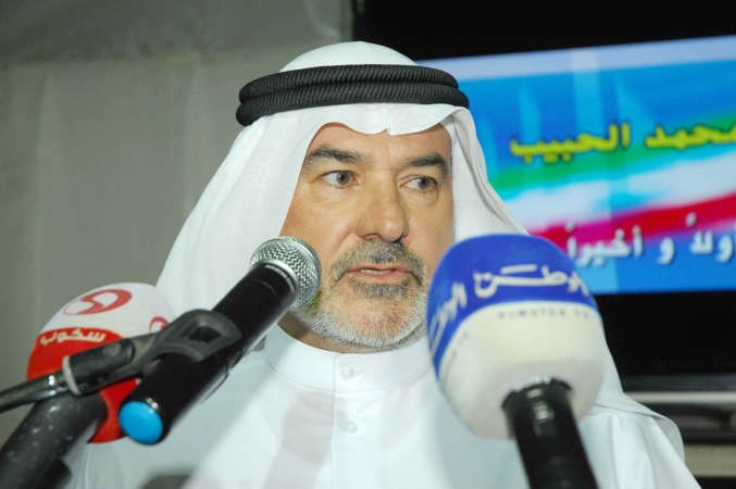 صالح عاشور متحدثا في مقر الحبيب
