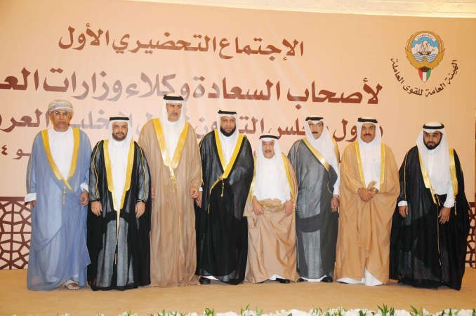  جمال الدوسري متوسطا وكلاء العمل في دول التعاون 	محمد خلوصي﻿