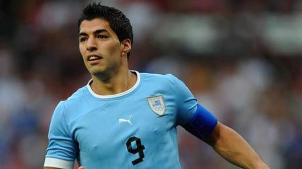 لويس سواريز مهاجم منتخب اوروغواي