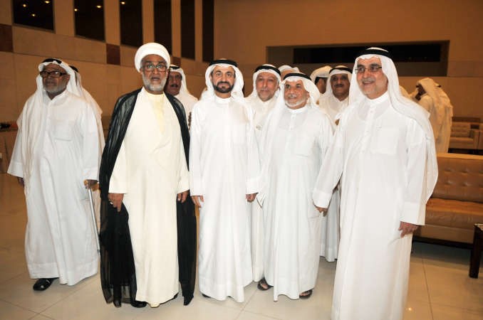 احمد لاري ودفاضل صفر مع بعض الناخبين