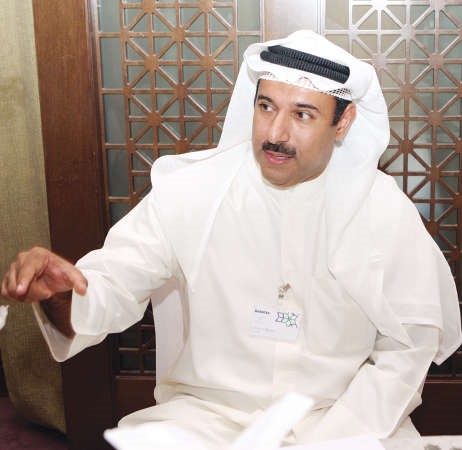 م ايمن البناو متحدثا لـ الانباء عن واقع قطاع الاتصالات في الكويتمحمد هاشم﻿