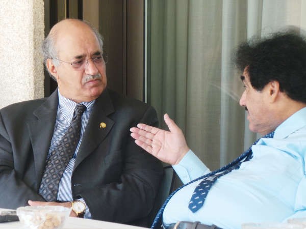 سمو الشيخ ناصر المحمد وحديث مع دعبدالمحسن المدعج
