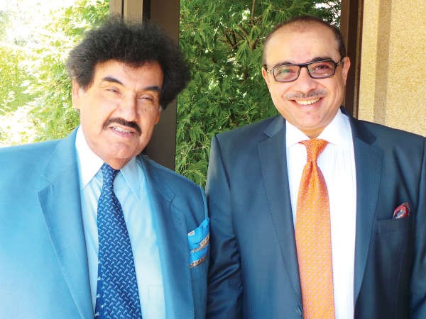 سمو الشيخ ناصر المحمد والسفير بدر التنيب

