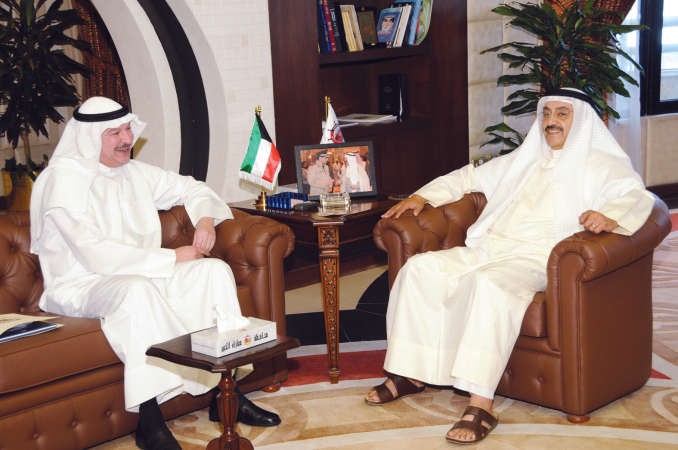 محافظ مبارك الكبير مستقبلا عبداللطيف السريع مدير عام الجهاز المركزي لتكنولوجيا المعلومات