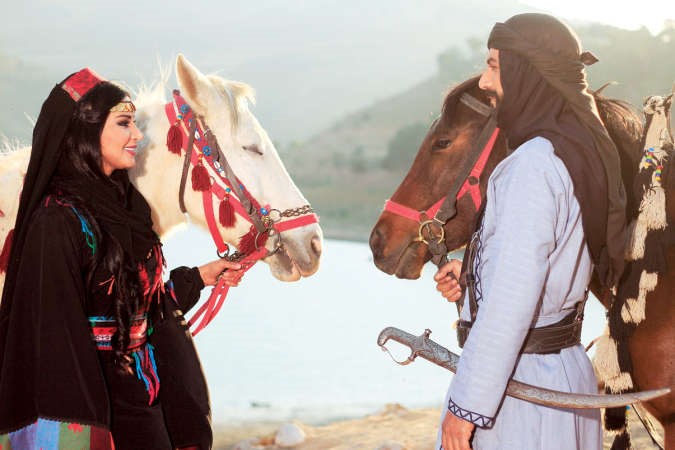 مشهد من المسلسل البدوي رعود المزن﻿