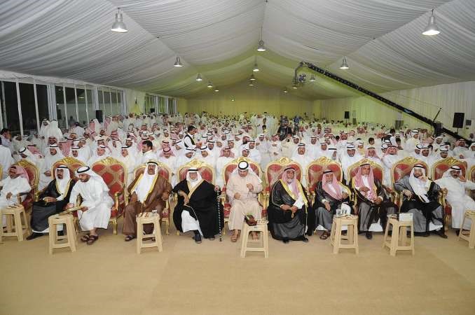 جانب من ناخبي الدائرة الرابعة اثناء افتتاح المقر الانتخابي للمرشح مرزوق الخليفةاسامة ابوعطية