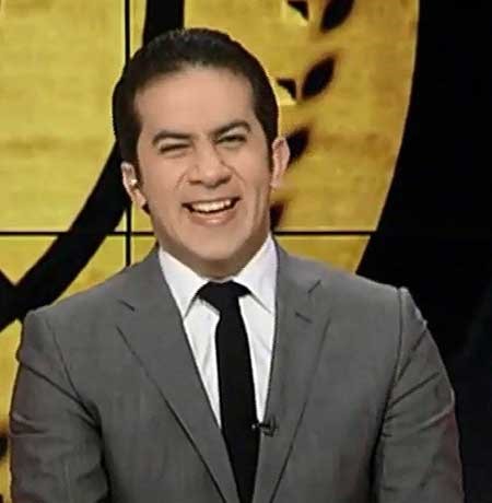 بالفيديو.. متصل لـ"مذيع الجزيرة" أنت كاذب
