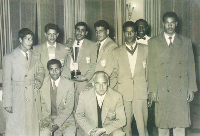 الوفد الرياضي المدرسي لوزارة التربية في لقاء ودي في الجمهورية السورية عام 1959