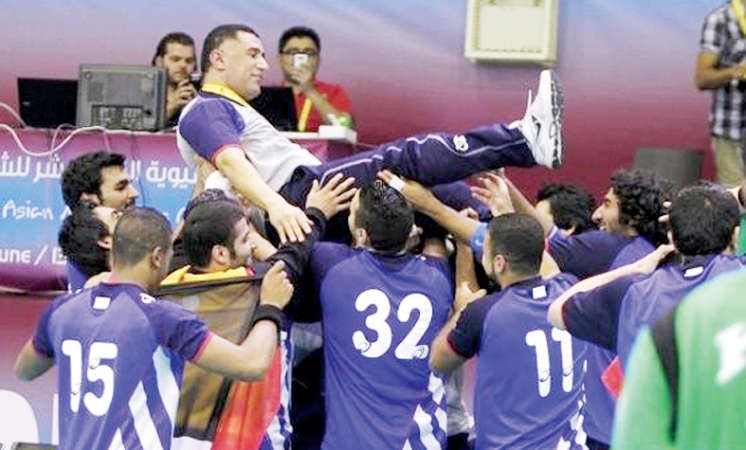 نبيل طه حقق الكثير من الانجازات مع ازرق اليد