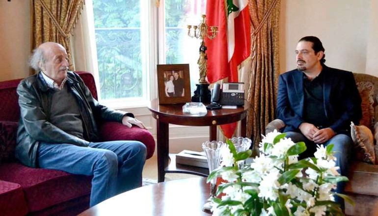 الرئيس سعد الحريري مستقبلا رئيس الحزب التقدمي الاشتراكي النائب وليد جنبلاط في دارته بباريسمحمود الطويل ﻿