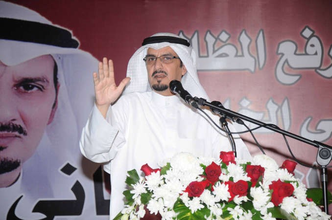 السليماني مخاطبا الحضور محمد خلوصي
