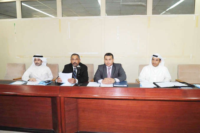 بورسلي يرد على اقتراحات المساهميناسامة ابوعطية
