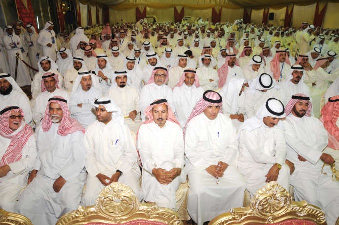 الحضور يتابعون حديث الرويعي