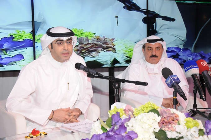 المعيوف بجانب الاعلامي احمد الفضلي
