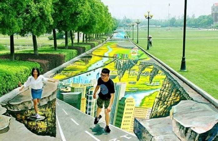 فنان صيني يرسم أطول لوحة 3D في العالم بطول 365 مترًا 
