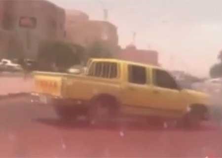 بالفيديو.. كيف احتفل طالب كويتي بنهاية امتحانات الثانوية العامة ؟