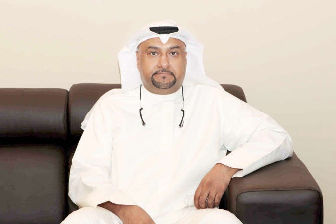 رئيس نقابة الفنانين والاعلاميين ورئيس المسرح الشعبي دنبيل الفيلكاوي﻿