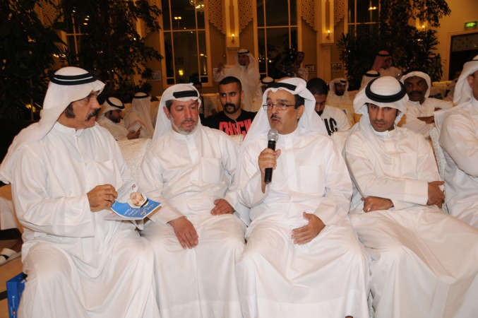المرشح ناصر المري خلال حديثه للحضور
﻿