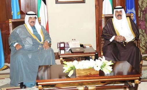 سمو ولي العهد الشيخ نواف الاحمد مستقبلا سمو الشيخ ناصر المحمد﻿
