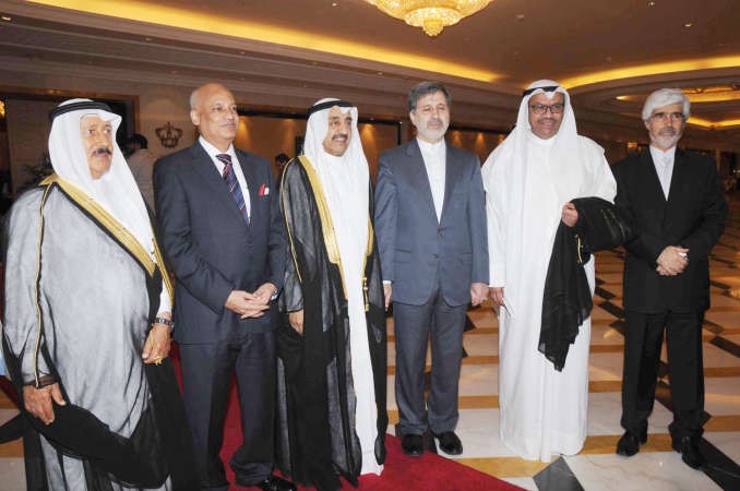 جاسم الخرافي مع عبدالكريم سليمان وعلي رضا عنايتي وجواد بوخمسين وجاسم المباركي