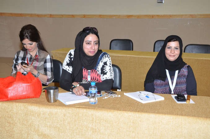 مندوبات المرشحين يتابعن العملية الانتخابية﻿