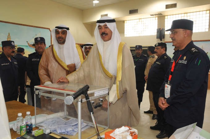 الخالد والعبدالله يتفقدان اللجان الانتخابية
﻿