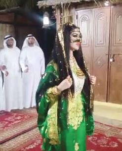الاعلامية حليمة بولند في مقدمة البرنامج﻿